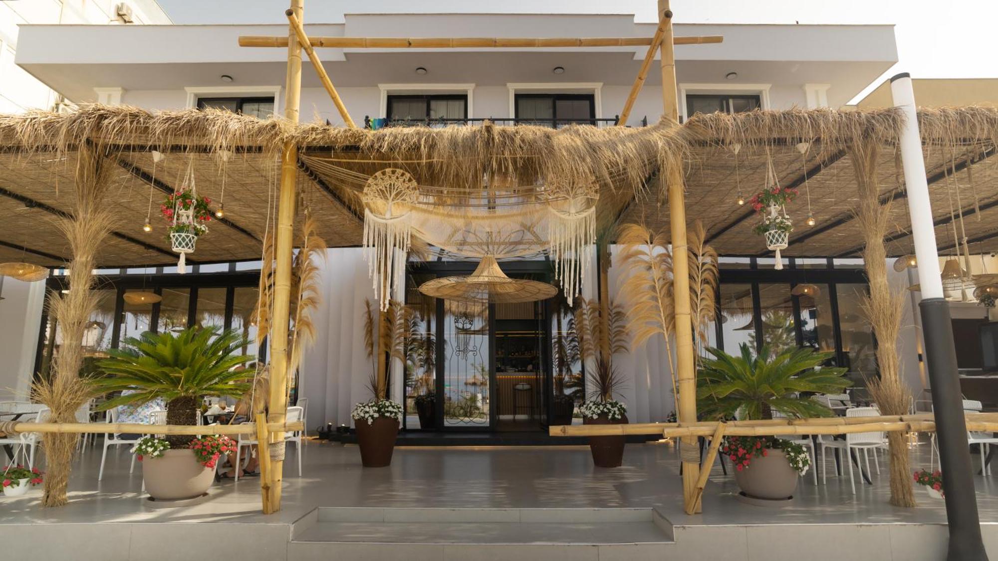 Hotel Saly Durrës Exterior foto